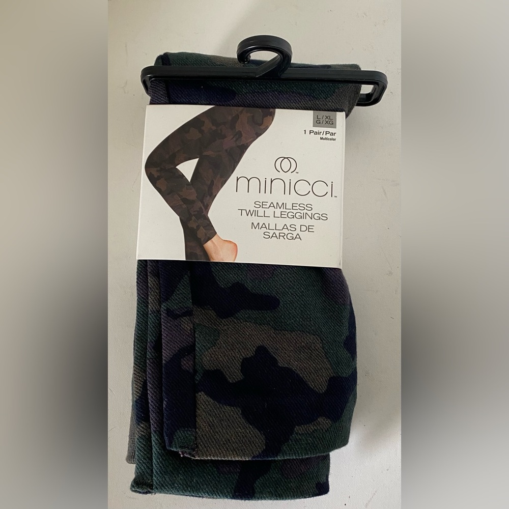 NEW Women’s Minicci Leggings Size L/XL Seamless Twill Camo Camouflage